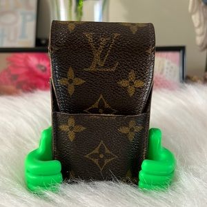 📛 LOUIS VUITTON MONOGRAM LIPSTICK CASE WITH MIRROR, Women's